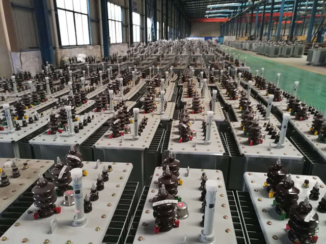 宝兴100KVA油浸式变压器